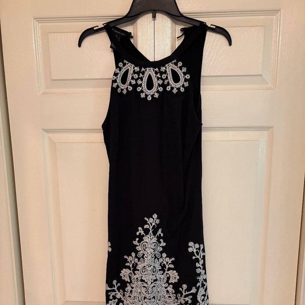 i.n.c.International Concepts Black & White halter-type dress Sz M.